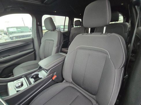 New 2026 Jeep Grand Cherokee L 4WD image 26