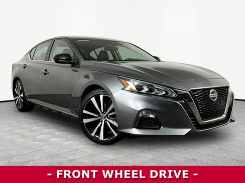 Certified 2022 Nissan Altima 2.5 SR FWD image 3