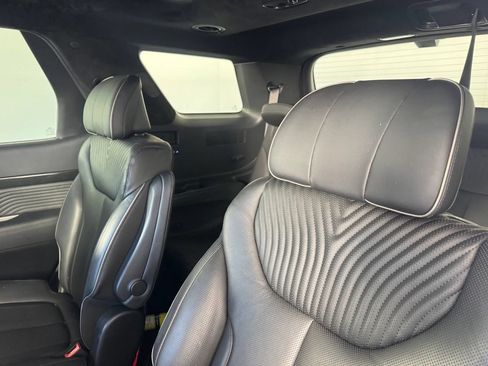 Used 2025 Hyundai Palisade Calligraphy AWD/4WD image 11