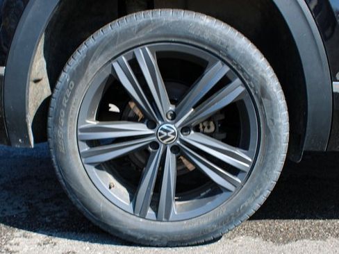 Used 2021 Volkswagen Atlas SE w/ Towing Package image 40