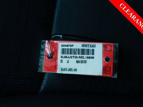 Used 2025 Lincoln Navigator Black Label AWD/4WD image 45