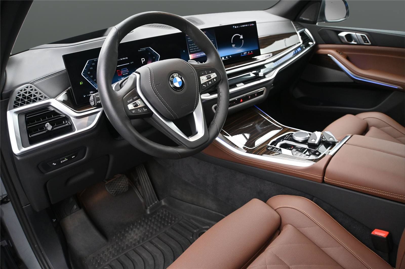 Used 2026 BMW X5 xDrive40i AWD/4WD image 2