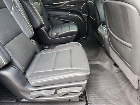 Used 2024 Cadillac Escalade ESV Sport w/ Touring Package image 28
