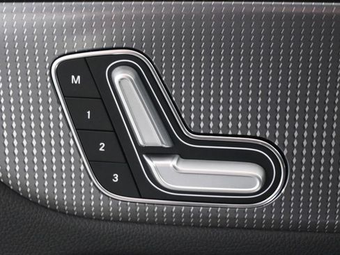 Certified 2023 Mercedes-Benz GLA 250 4MATIC image 27
