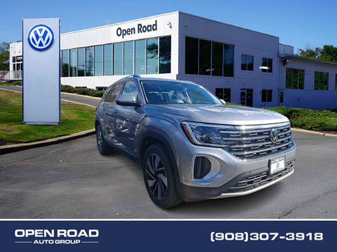 New 2026 Volkswagen Atlas SEL image 1