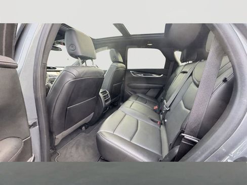 Used 2021 Cadillac XT5 Premium Luxury image 14