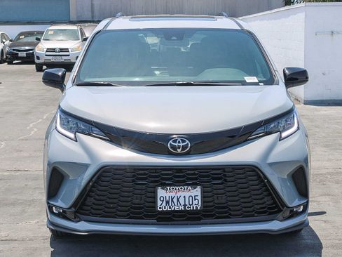 Used 2026 Toyota Sienna XSE AWD/4WD image 2
