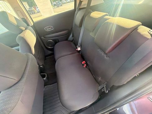 Used 2016 Honda HR-V EX image 28