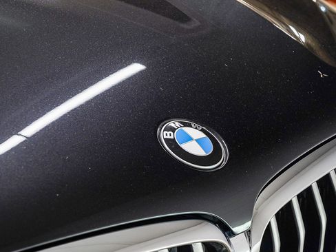 Used 2023 BMW X5 xDrive40i w/ M Sport Package image 9