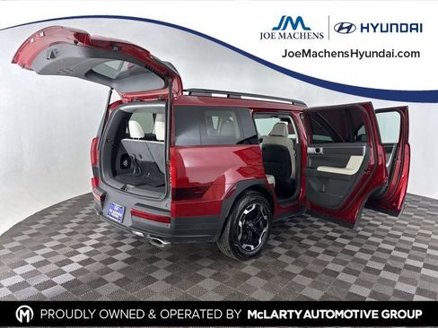 Used 2025 Hyundai Santa Fe SEL image 17