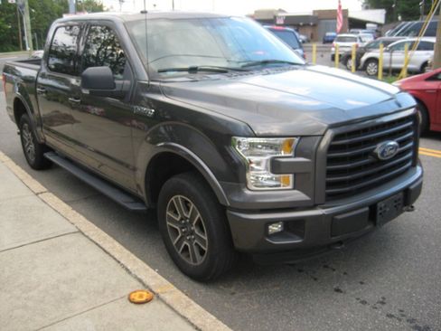 Used 2016 Ford F150 XLT w/ Equipment Group 302A Luxury AWD/4WD image 2