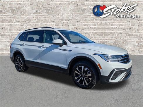 Certified 2022 Volkswagen Tiguan S image 2
