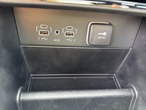 Used 2025 Jeep Grand Cherokee Limited 4xe w/ MOPAR Finishing Package image 28