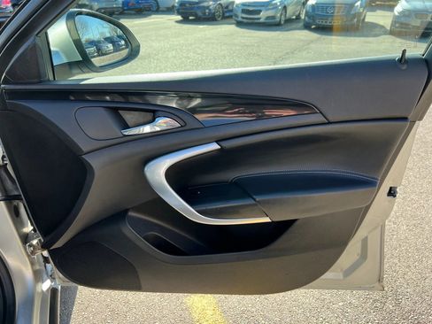 Used 2012 Buick Regal Leather FWD image 21