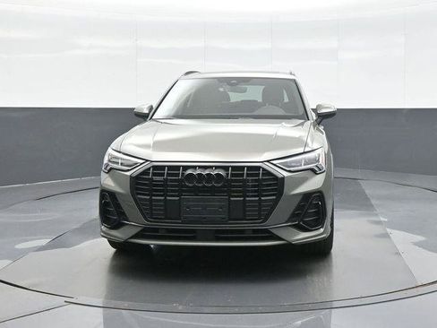Used 2025 Audi Q3 2.0T Premium w/ Convenience Package AWD/4WD image 2