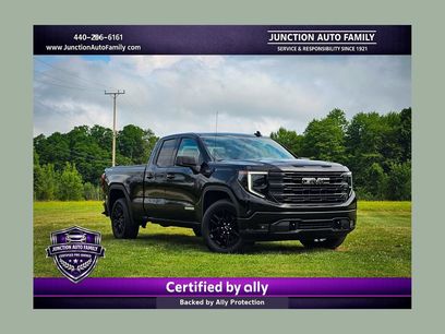 Used 2023 GMC Sierra 1500 Elevation