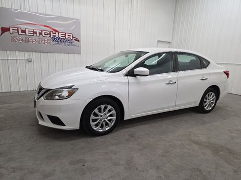 Used 2019 Nissan Sentra SV image 3