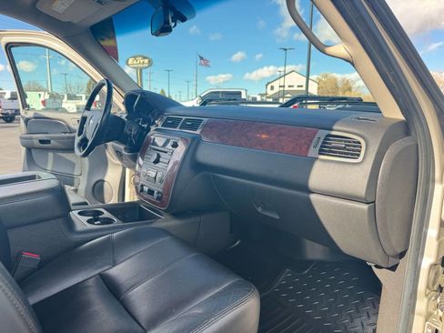Used 2009 Chevrolet Silverado 2500 W/T image 33