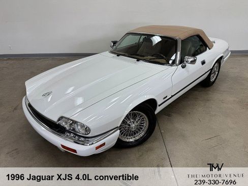 Used 1996 Jaguar XJS 4.0 Convertible RWD image 4