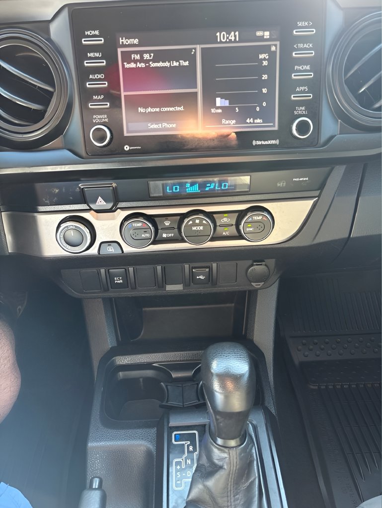 Used 2023 Toyota Tacoma SR AWD/4WD image 23