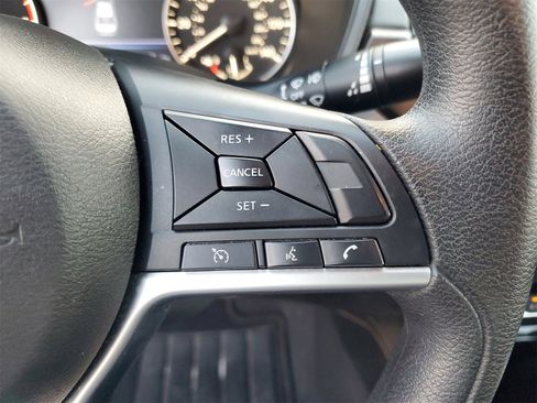 Used 2023 Nissan Altima 2.5 SV image 12