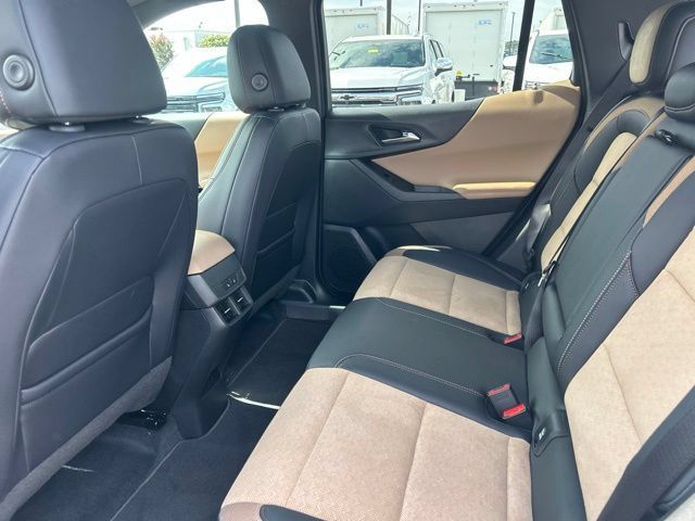 New 2027 Chevrolet Equinox ACTIV w/ Safety and Technology Package FWD image 29