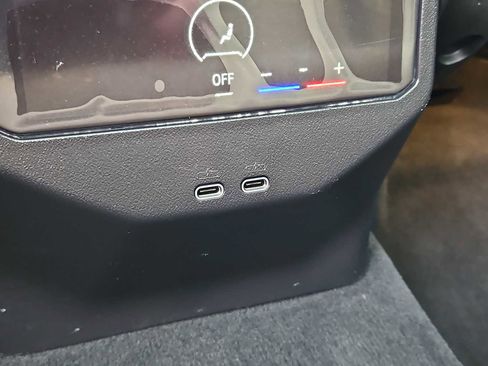 Used 2025 BMW X3 xDrive30i w/ Convenience Package image 31