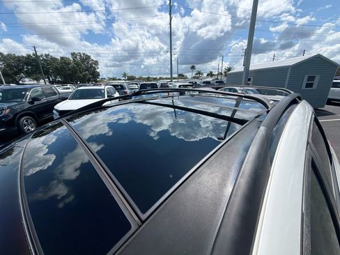 Used 2012 Nissan Murano SL FWD image 17