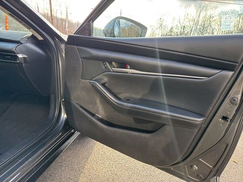 Used 2022 MAZDA MAZDA3 s image 27