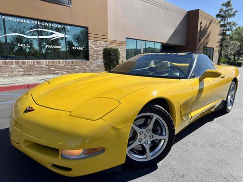 Used 2002 Chevrolet Corvette Convertible w/ Preferred Equipment Group2 image 3