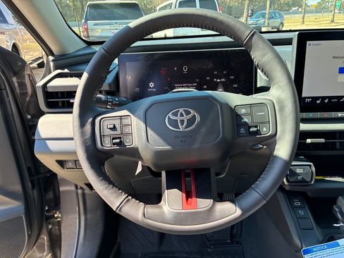 New 2026 Toyota RAV4 FWD image 21