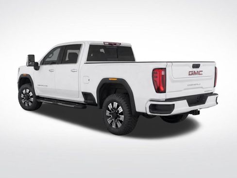 Used 2024 GMC Sierra 2500 Denali w/ Denali Reserve Package AWD/4WD image 5