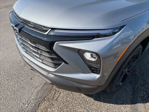 New 2026 Chevrolet TrailBlazer LT w/ Convenience Package AWD/4WD image 11