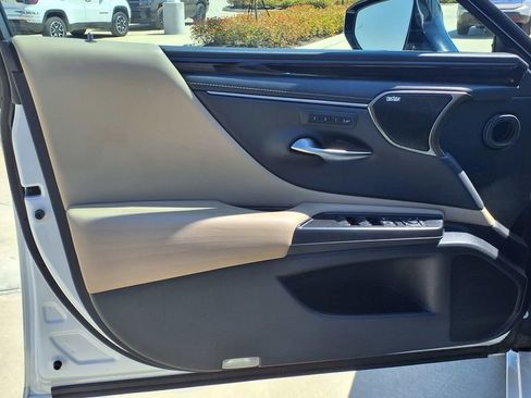 Used 2021 Lexus ES 350 Ultra Luxury w/ Protection Package (P3) image 11