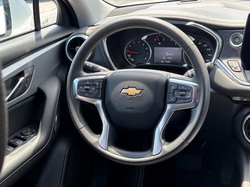 Certified 2024 Chevrolet Blazer LT w/ Convenience Package FWD image 12