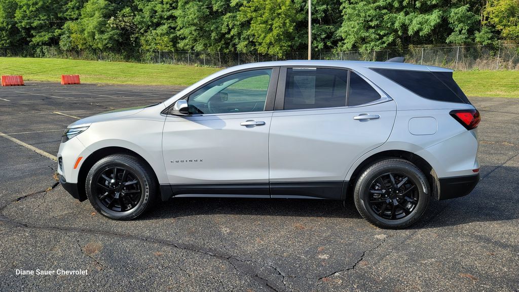 Used 2022 Chevrolet Equinox LT AWD/4WD image 7