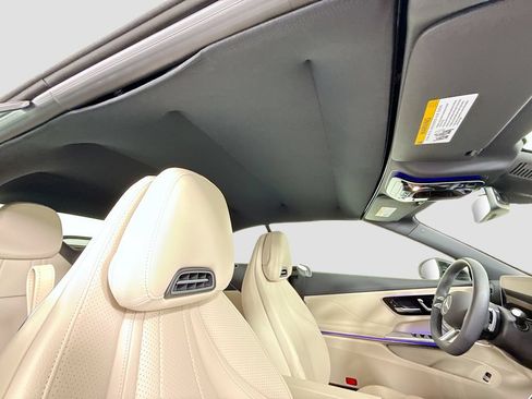 Certified 2024 Mercedes-Benz CLE 300 4MATIC Cabriolet image 26