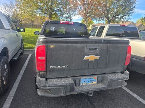 Used 2015 Chevrolet Colorado Z71 image 2