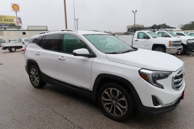 Used 2019 GMC Terrain SLT w/ Preferred Package FWD image 3