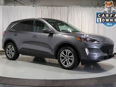 Used 2022 Ford Escape SEL image 2