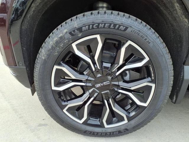 New 2025 GMC Sierra EV Denali AWD/4WD image 21