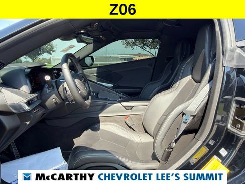 Used 2025 Chevrolet Corvette Z06 RWD image 36