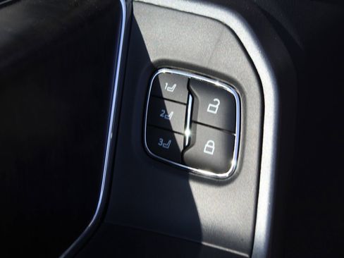 New 2025 Ford F350 Lariat w/ Lariat Ultimate Package image 15