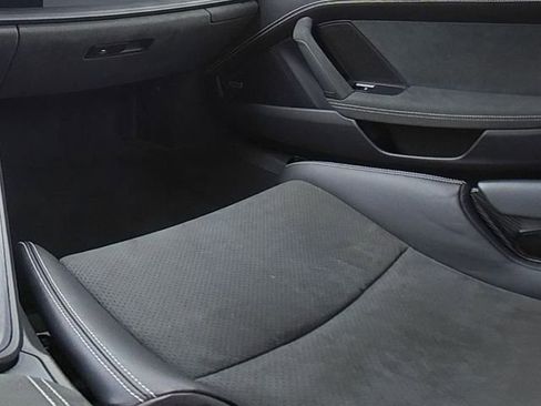 Used 2022 Porsche 911 GT3 RWD image 24