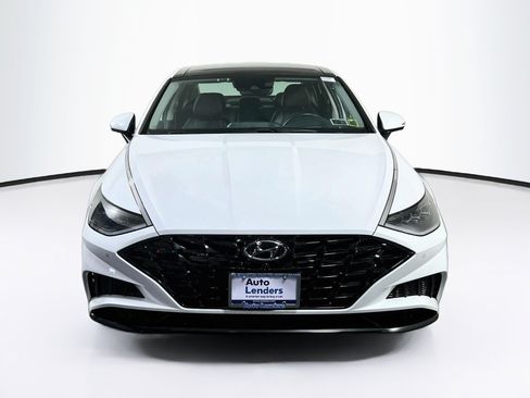 Used 2023 Hyundai Sonata Limited FWD image 2