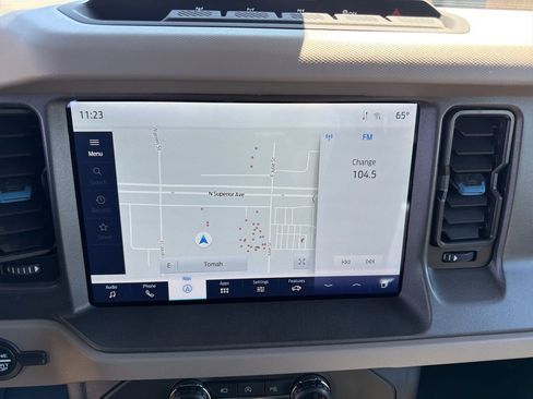 Used 2024 Ford Bronco Wildtrak AWD/4WD image 19
