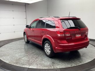 Used 2019 Dodge Journey SE video 2