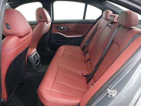 Certified 2025 BMW 330i Sedan w/ Premium Package image 23