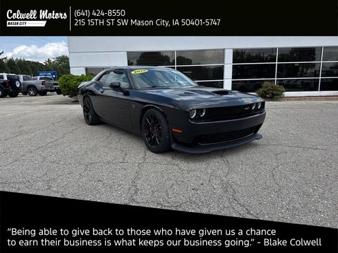 Used 2015 Dodge Challenger SRT Hellcat RWD image 1