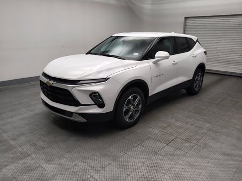 Used 2024 Chevrolet Blazer LT w/ LPO, Floor Liner Package FWD image 2